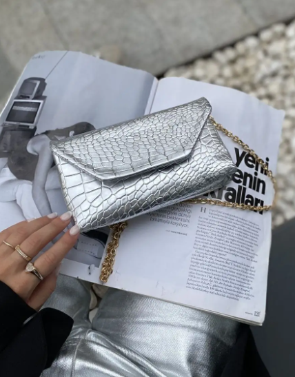 Gümüş Croco Desen Zincirli Çanta